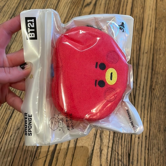 Bt21 Tata shower sponge - Picture 2 of 5
